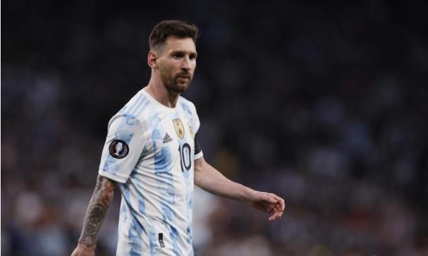 相当炸裂！网传某大厂领导裁掉一个边缘员工，然后和她结婚了